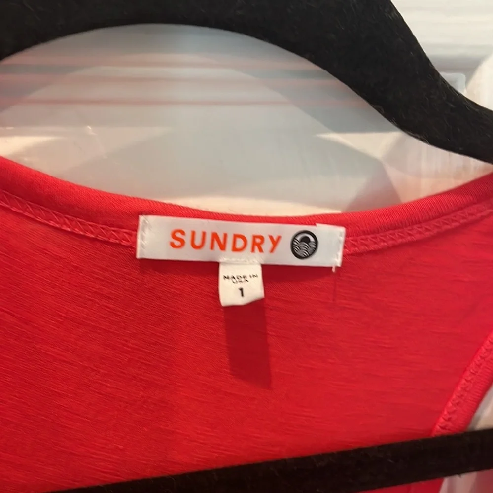 Sundry size 1 (M) Coral tiered maxi dress with button detail. - Picture 4 of 4